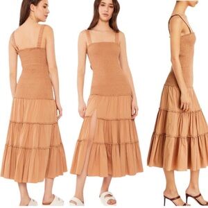 Cinq à Sept Rina Ruched
Smocked Midi Dress Tiered Skirt Tan Sahara